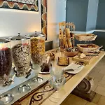 Le Beau Hotel
