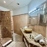 Hotel Le Beau 3*