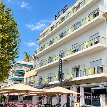 Hotel Le Beau Sejour Saint-Raphael (Var)