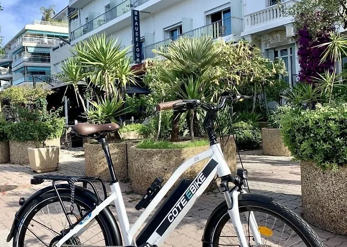 乐贝雅赛舒尔酒店 3*